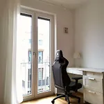 Gemuetliches In Geraeumiger Gemeinschaftswohnung شقة *