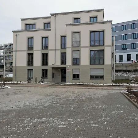 Appartement Gemuetliches In Geraeumiger Gemeinschaftswohnung Dresde