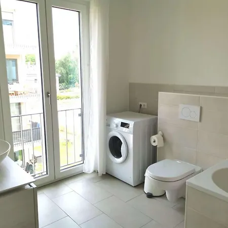 Gemuetliches In Geraeumiger Gemeinschaftswohnung * 德累斯顿