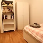 Gemuetliches In Geraeumiger Gemeinschaftswohnung * דרזדן
