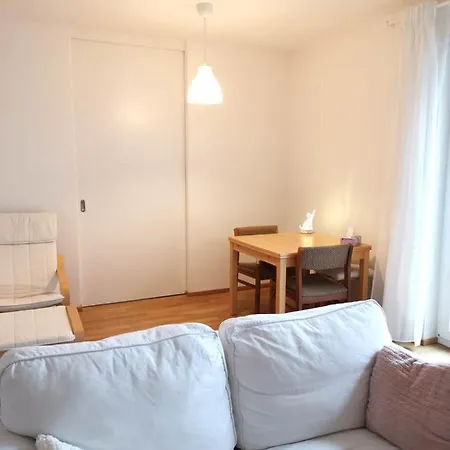 Apartment Gemuetliches In Geraeumiger Gemeinschaftswohnung