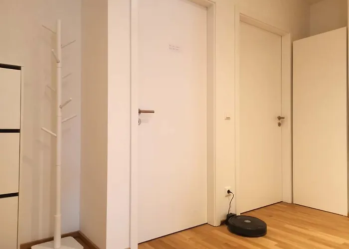 Gemuetliches In Geraeumiger Gemeinschaftswohnung * 德累斯顿